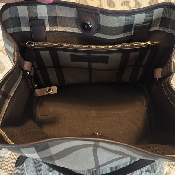 Burberry expandable small tote/shoulder bag - Picture 7 of 11